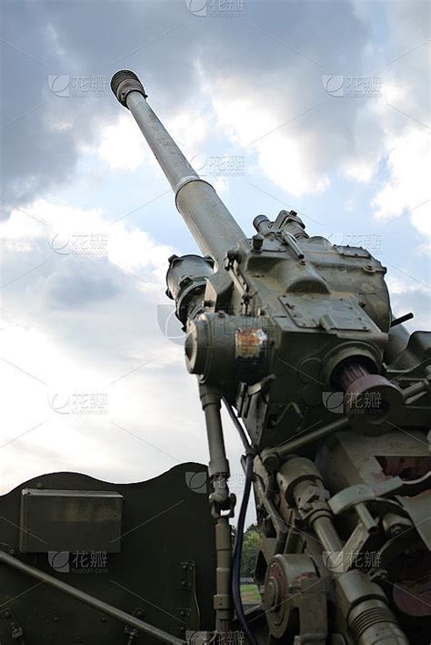 苏联最强火炮，被一神秘国家缴获，如今用来和俄军对射！