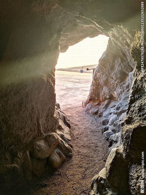 在山洞以色列耶路撒冷Zedekiah山洞拍摄照片的摄影师轮廓Silho高清图片下载-正版图片504691991-摄图网