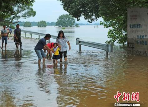 新一轮强降雨致江西33万人受灾 今天局地暴雨将持续-资讯-中国天气网