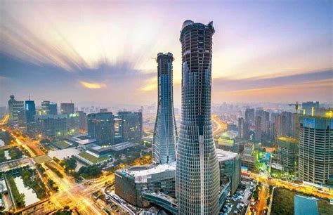 青岛十大高楼排名（2019.7），山东第一高楼再回岛城！__凤凰网