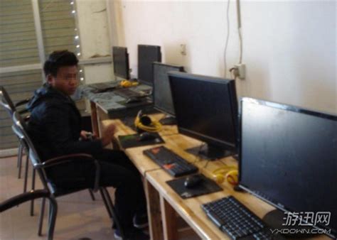 2014年中国青少年上网行为报告：67.9%喜欢玩网游_3DM单机