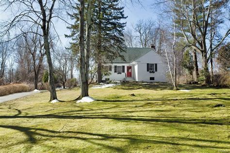 105 Hirst Rd, Briarcliff Manor, NY 10510 | MLS# H6011763 | Redfin