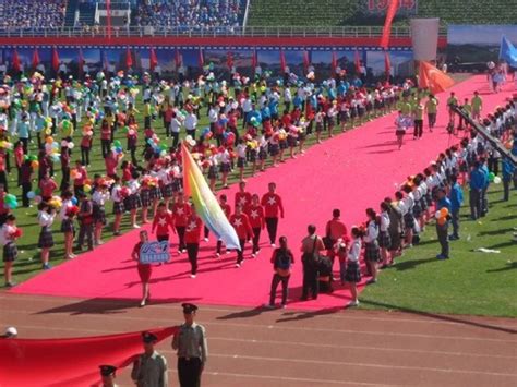 四川省社体中心、成都市赛事运营中心考察成华区城东体育公园