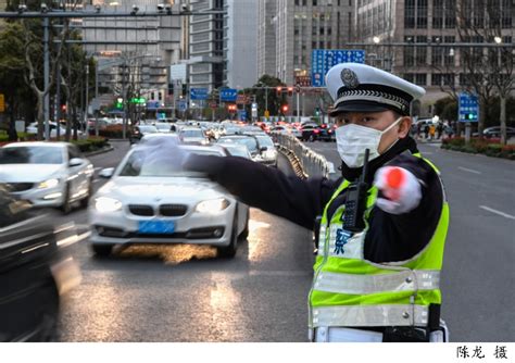 上海交警制定元旦出行十大交通保障举措