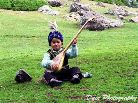 【哈萨克儿童摄影图片】新疆纪实摄影_太平洋电脑网摄影部落