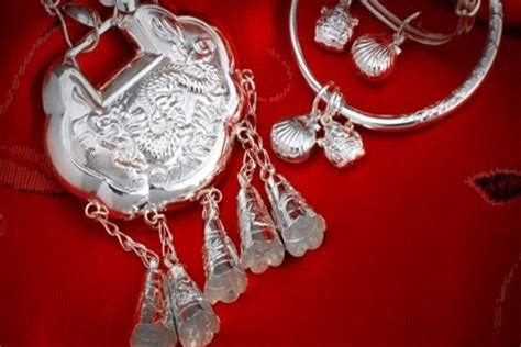 世界10大银饰品牌：老凤祥第三 第一的品牌距今已184年 - 手工客