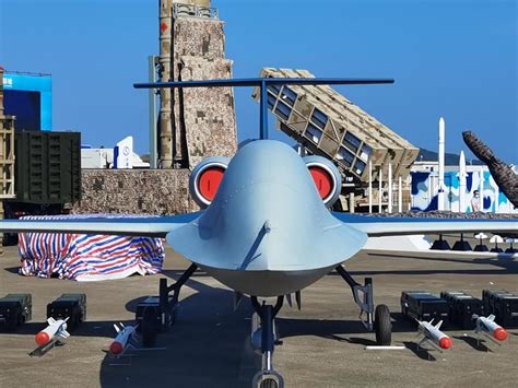 台州制造无人机亮相珠海航展 彩虹系列又有新成员-台州频道