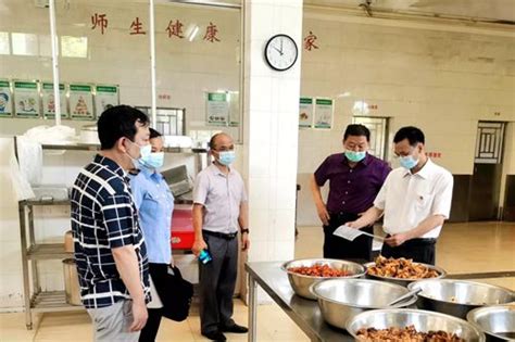广东省始兴县市场监管局对高考考点学校食堂进行专项检查 消除食品安全隐患-中国质量新闻网