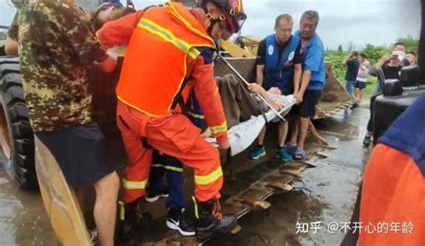 四川成都彭州市龙门山镇龙槽沟突发山洪灾害 已致7人死亡 - 知乎