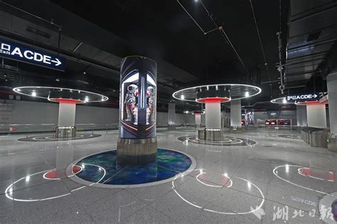 感受一下“太空舱”行走，探访武汉地铁16号线国博中心南站_社会热点_社会频道_云南网