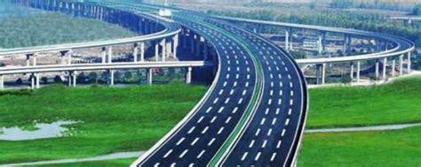 1990年8月20日 中国第一条高速公路“沈大高速”建成开放通车