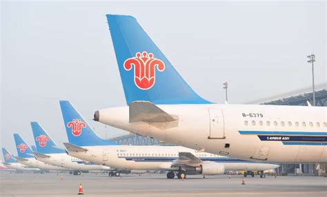 中国南方航空公司,航班,飞机,经济,纪实摄影,摄影素材,汇图网www.huitu.com