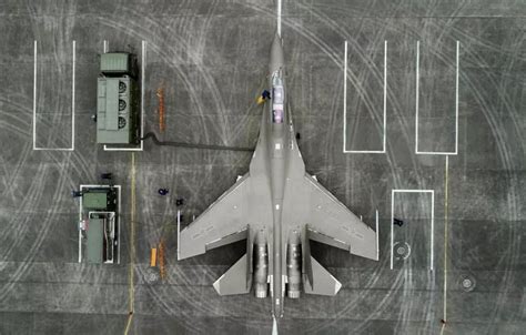 高清：中国空军歼-11B等多机型战机飞行开火美图【7】--军事--人民网