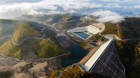 中国最大私营水电站的悲哀史：花200亿建造，9年后只值27亿__财经头条