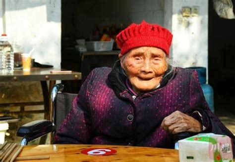 法国122岁传奇老太，用一套房当赌注，换来半辈子衣食无忧_凤凰网