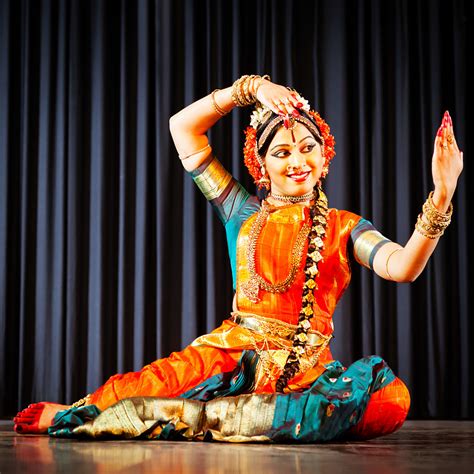 印度,传统舞,宝莱坞,印度音乐,舞蹈,印度人,古典风格,纱丽,演出服,德里,摄影素材,汇图网www.huitu.com