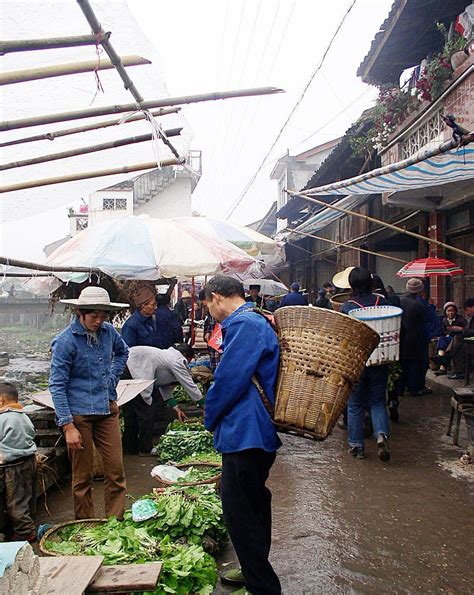 湘西凤凰苗家赶集_湘西苗寨赶集_凤凰苗寨赶场-凤凰古城苗家赶集