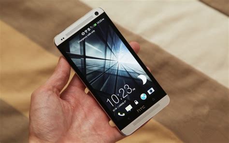 Desire全新升级版 HTC新机渴望S评测_手机_科技时代_新浪网