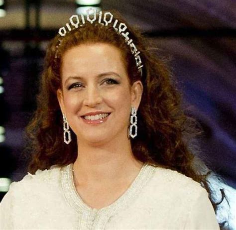 摩洛哥最美王妃因宫斗失踪5年？国王12座宫殿600辆车，比卡塔尔还有钱… - 知乎