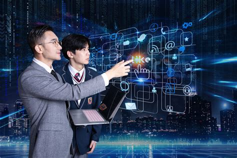 互联网行业大有可为，优质就业势在必行！_南京新华电脑专修学院