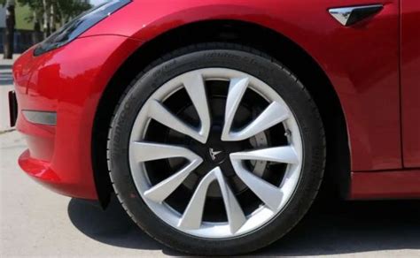 2021款特斯拉Model3原装轮胎品牌 规格型号和价格尺寸 特斯拉Model 3 6号车圈