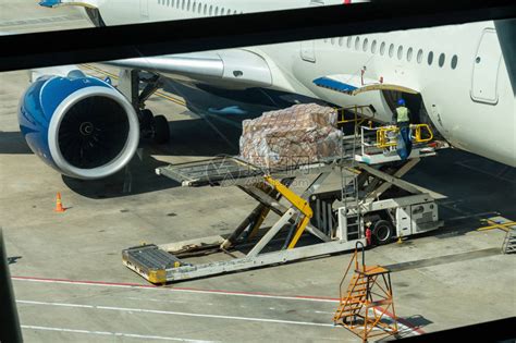 南航“行李到家”再升级 扩大至19个机场 北京空运_空运资讯_货代公司网站