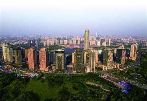 国内最适合居住的十个城市(中国哪个城市最适合居住)_烁达网