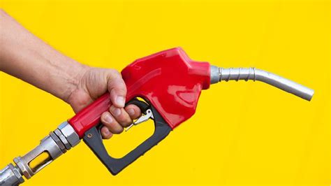 油价调整最新消息：今日5月10日，92、95号汽油预计下调350元/吨|油价|跌幅|成品油_新浪新闻