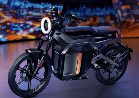 小牛2020新款跨骑电摩来了！动力媲美400cc级燃油摩托车配TCS_易车