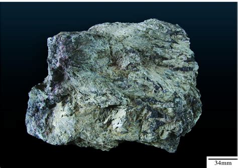 阳起石-地质学矿物-岩石实习-图片