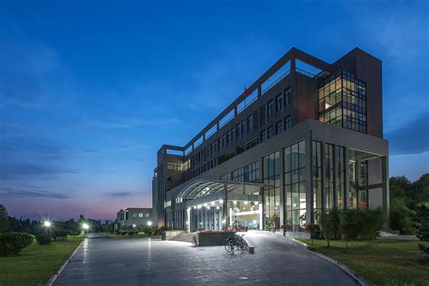 北京大学现代农业研究院实验室建设方案落地