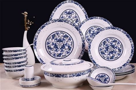 景德镇十种陶瓷装饰工艺的特点
