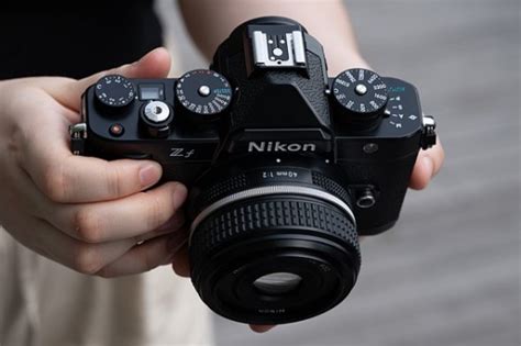 开学季选相机？看看尼康Z5——附Z24-50+Z20mm f/1.8S上手体验_相机_什么值得买
