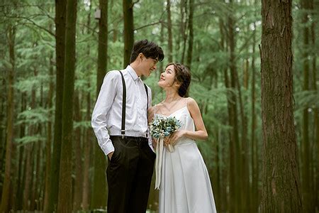年轻情侣结婚时尚写真元素素材下载-正版素材401878150-摄图网