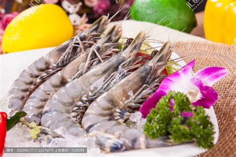 BKK海鲜自助| 流水活虾现捞现烤！到泰国要和海鲜来一场最深情的邂逅！_曼悠悠_问房