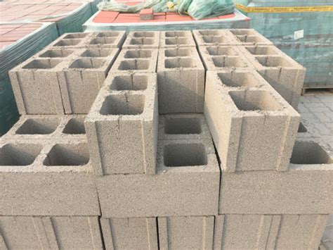 普通混凝土小型建筑空心砌块水泥砖水泥砌块灰色砌墙砖块厂家供应-阿里巴巴