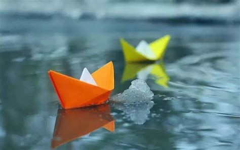 冰心写的纸船这首诗,冰心写的纸船,冰心写的纸船配图_大山谷图库