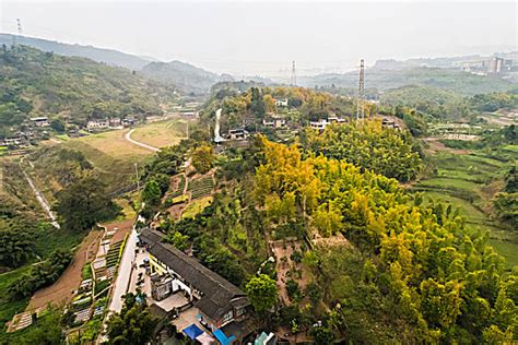 四川内江：地震后的房屋_手机凤凰网