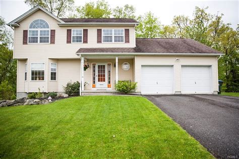 15 Vista Dr, Chester, NY 10918 | MLS# H4824109 | Redfin