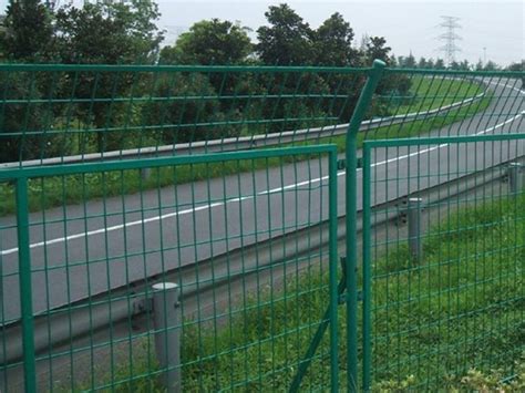 预应力活动护栏 高速公路折叠护栏厂家直销