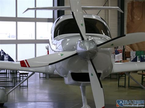 全复合材料打造的轻型私人飞机：钻石DA50-私人飞机-金投奢侈品网-金投网