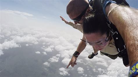 跳伞、滑翔、瀑降、蹦极……这些极限运动体验点广东都有！|跳伞|极限运动|广东_新浪新闻