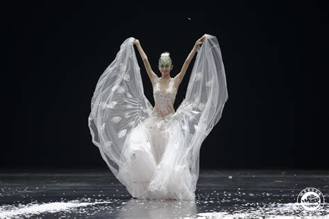 中国传奇舞蹈家杨丽萍：俄罗斯的芭蕾、音乐，都是非常深入人心的 （图片） - 俄罗斯卫星通讯社