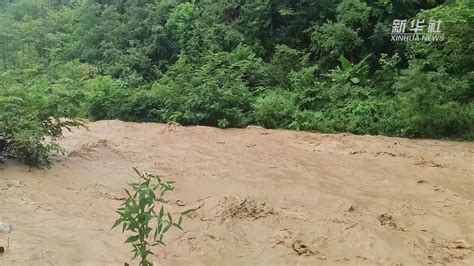湖北谷城：洪水中的8小时紧急救援_凤凰网视频_凤凰网