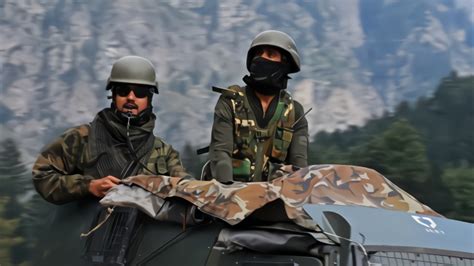 中印边境事态后印军方提及“流亡藏人部队”，外交部回应_凤凰网