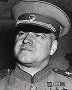 朱可夫是二战时期苏联名将，也是有功之臣，为何斯大林对其不满？ - 知乎