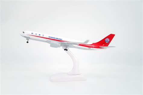 空客A330金属20cm俄罗斯原机型四川飞机模型工艺品收藏送礼-阿里巴巴