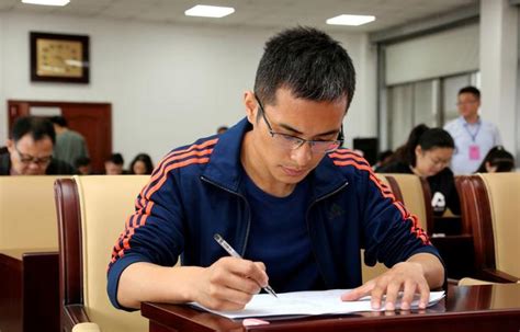 2020年广州职称入户告诉低学历的你，入户广州很容易