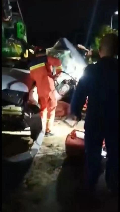 河北张石高速隧道爆炸事故已造成12人死亡 9辆车受损（图） - 民生关注 - 中国网 • 山东