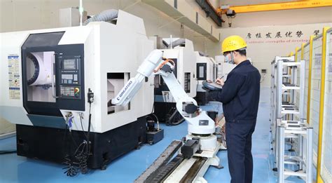 工业加工厂内的自动化机械高清图片下载-正版图片600876668-摄图网